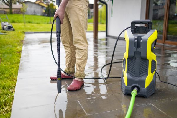 Porch Pressure Washing in Huntington Station