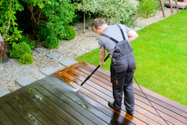 Deck And Patio Cleaning in Huntington Station